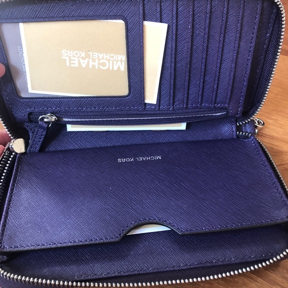 NWT - Picture 6 of 7